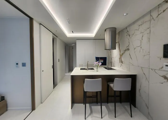 El Lewk Penthouse Seocho Aparthotel 3*
